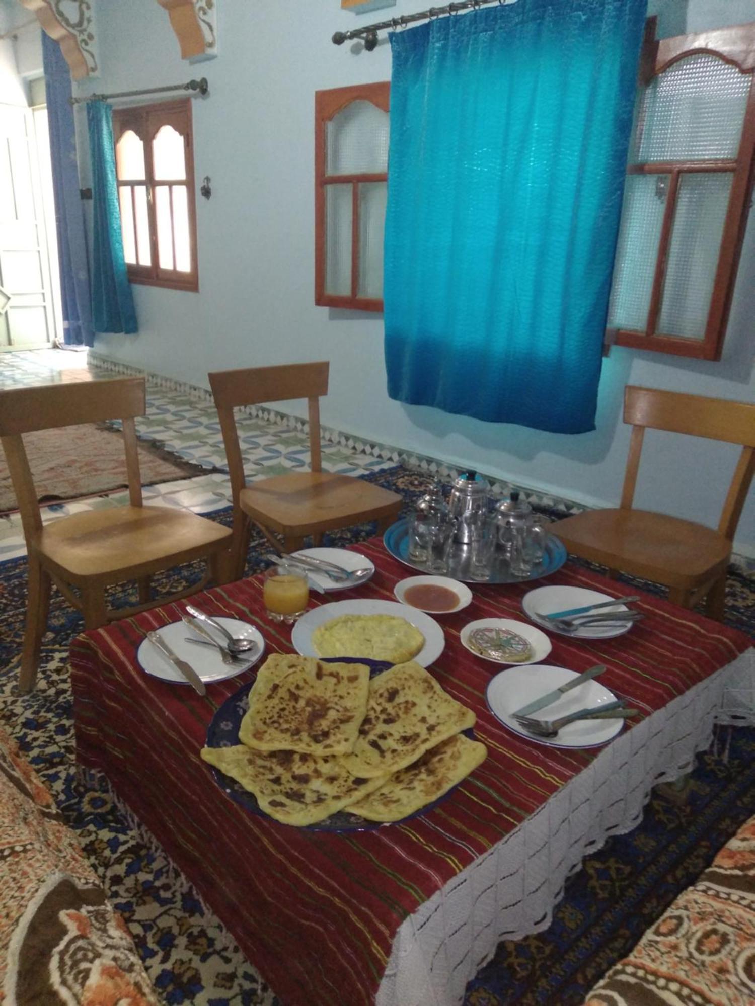 Gite D'Etape Ziz Oasis Achbarou ภายนอก รูปภาพ